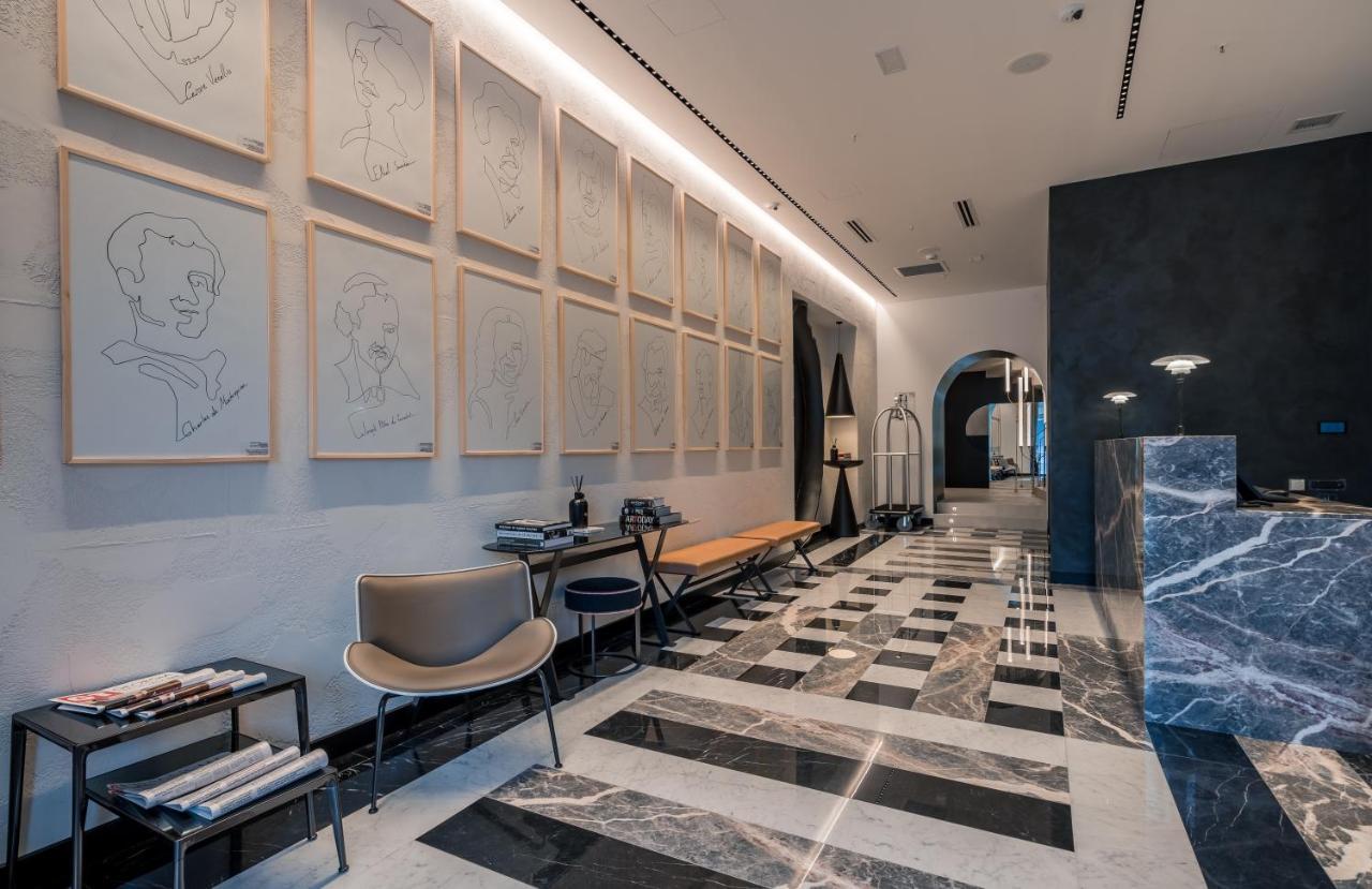 Hotel Monograph Freedom Square Tbilisi Esterno foto The lobby of the hotel